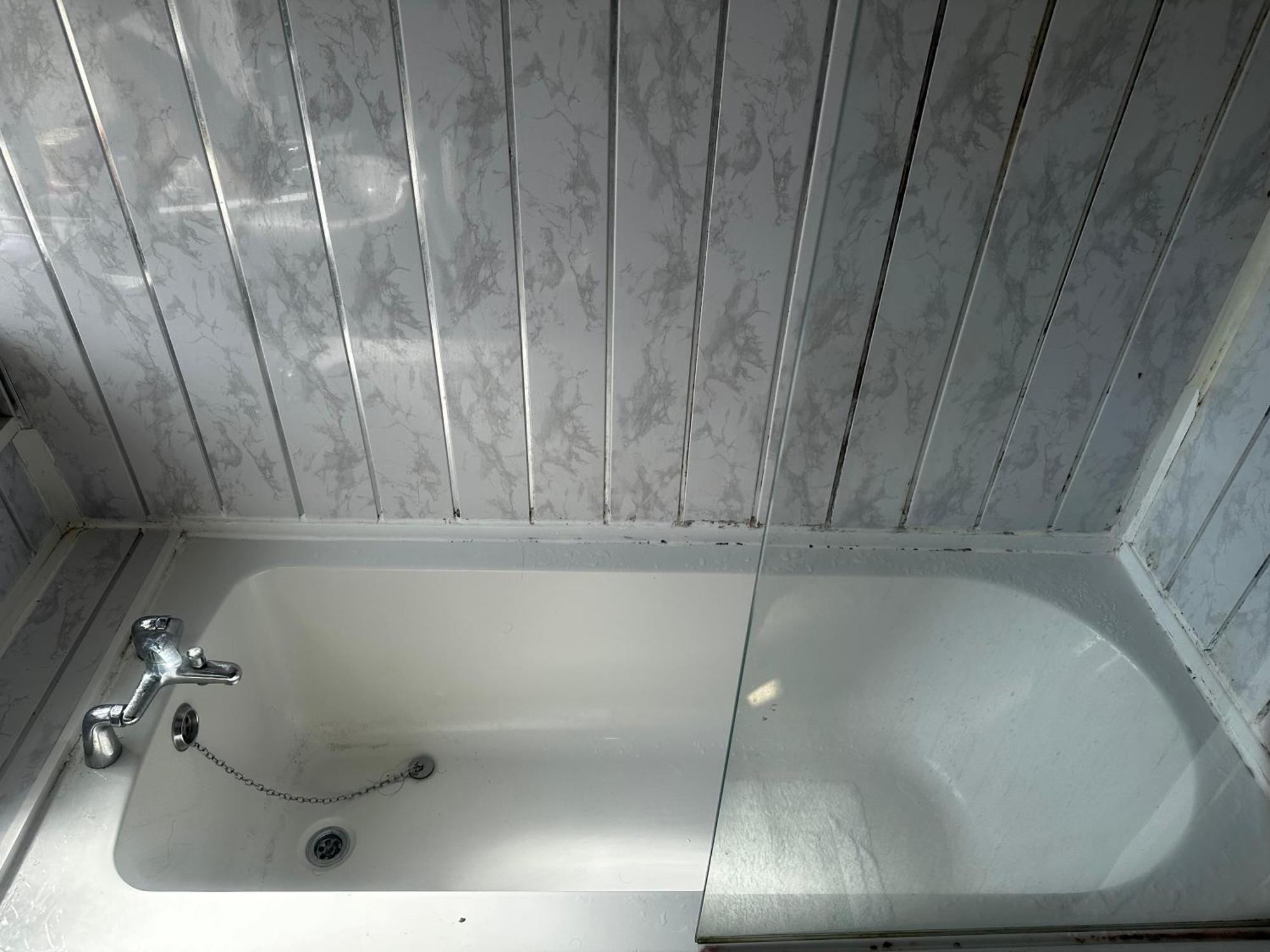 Budget - Near City Center Guest house